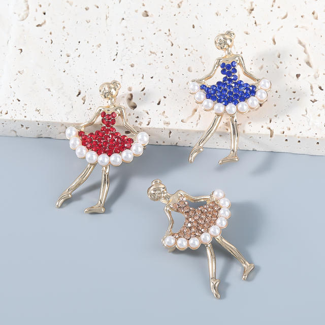 Creative dancing girl diamond brooch