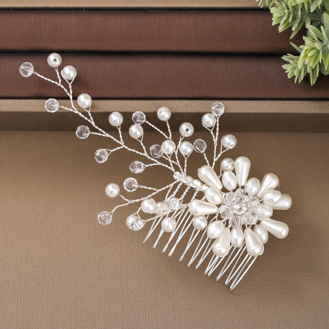 Handmade pearl flower bridal hair combs