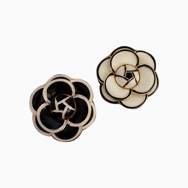 Classic enamel camellia women brooch
