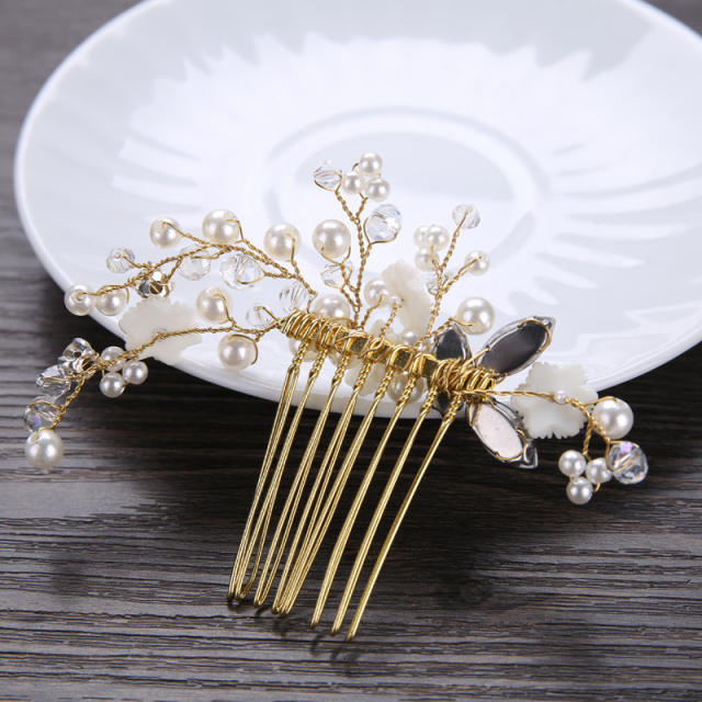 Handmade pearl flower bridal hair comb
