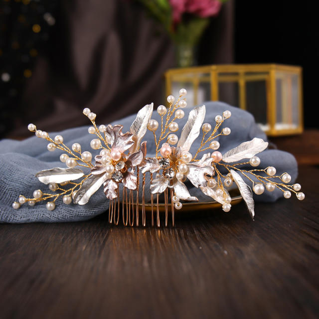 Luxury white color leaf and pearl setting handmade wedding jewelry