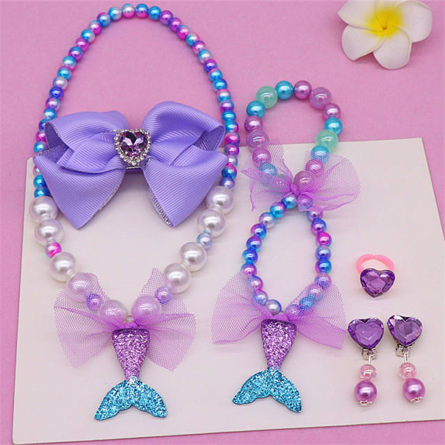 Glitter mermaid tail necklace bracelet set