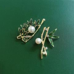 Vintage pearl bamboo brooch