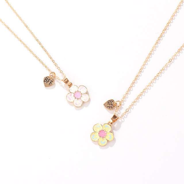 Enamel flower pendant BFF necklace set for kids