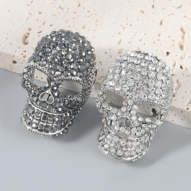 Diamond skull halloween brooch