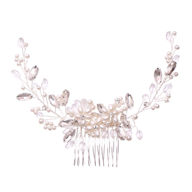 Handmade pearl crystal flower bridal hair comb