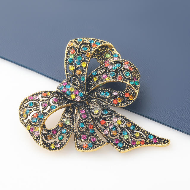 Color diamond cute bow brooch