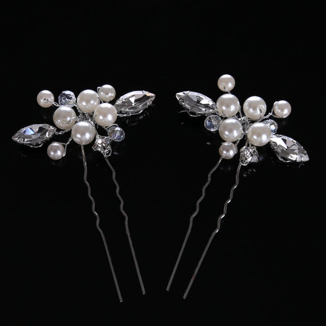 Pearl bridal hairpins