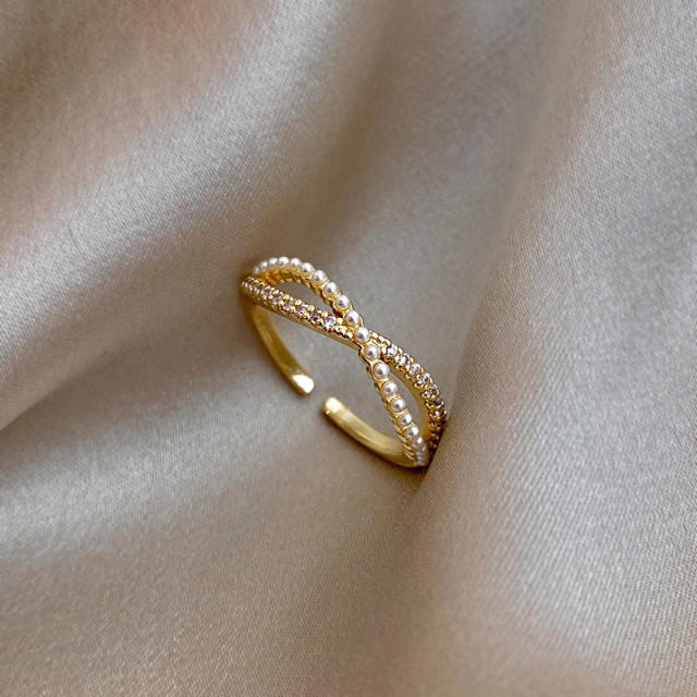 Rhinestone pearl beaded cross open finger ring
