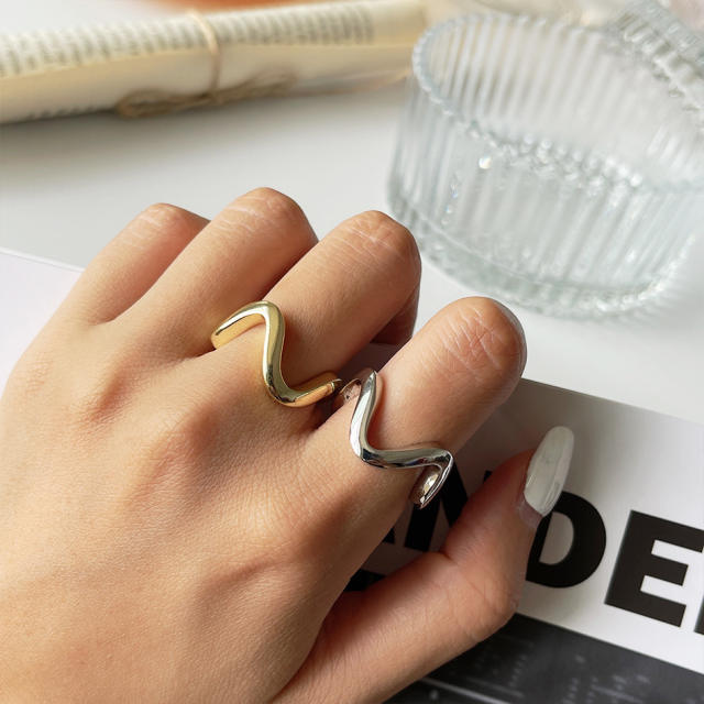 Fashion wave open ring