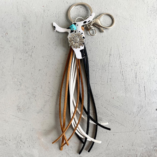 Western style leather cow head-shaped tassel keychain