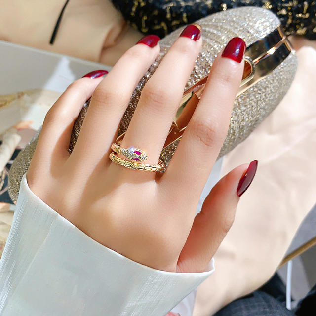 Diamond snake adjustable finger ring