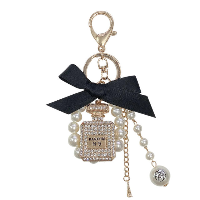 Diamond battle pearl bow-knot keychain