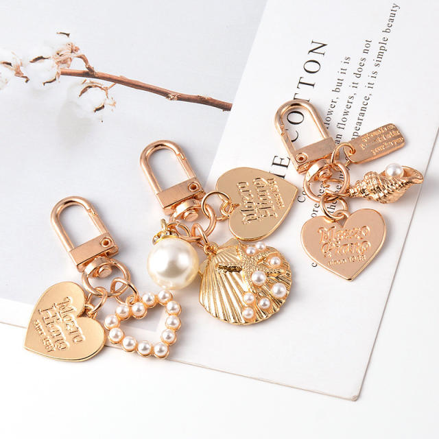 INS cute shell heart charm keychain