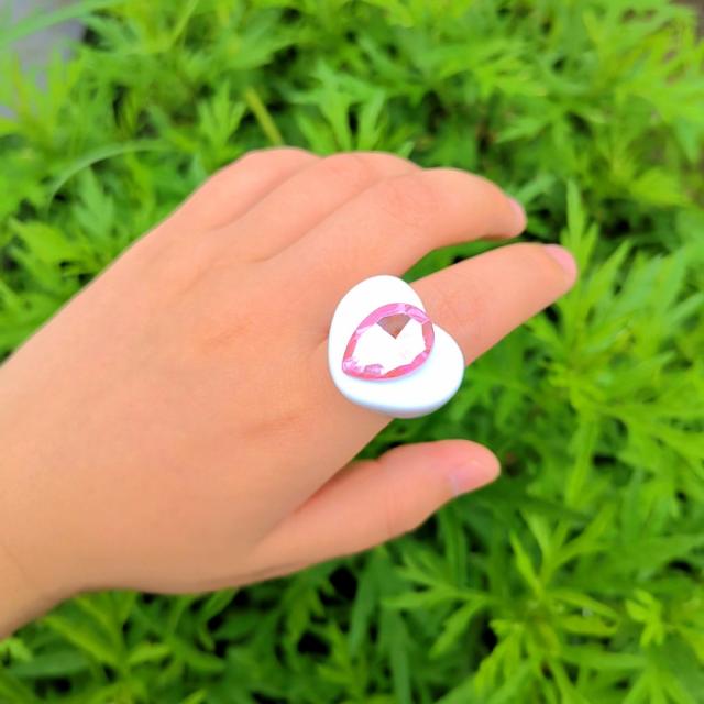 Resin heart color finger ring