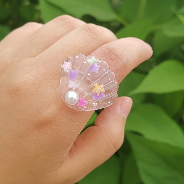 Color resin shell finger ring