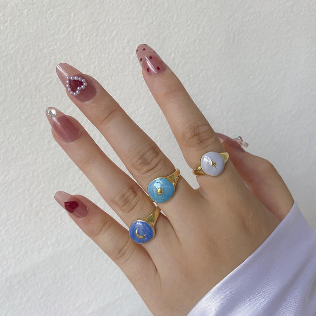 Flash moon star enamel finger ring