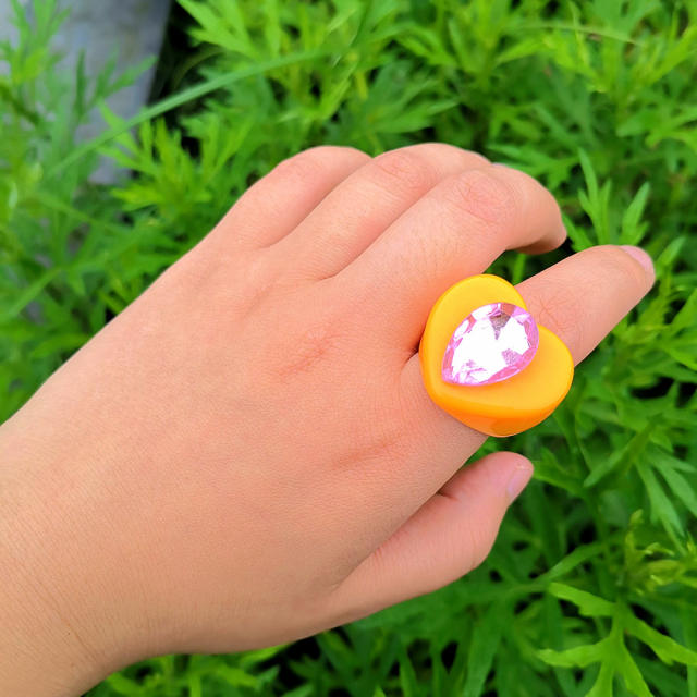 Resin heart color finger ring