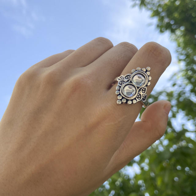 Vintage silver color finger ring