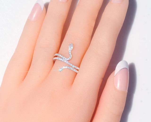 Diamond rhinestone snake finger ring