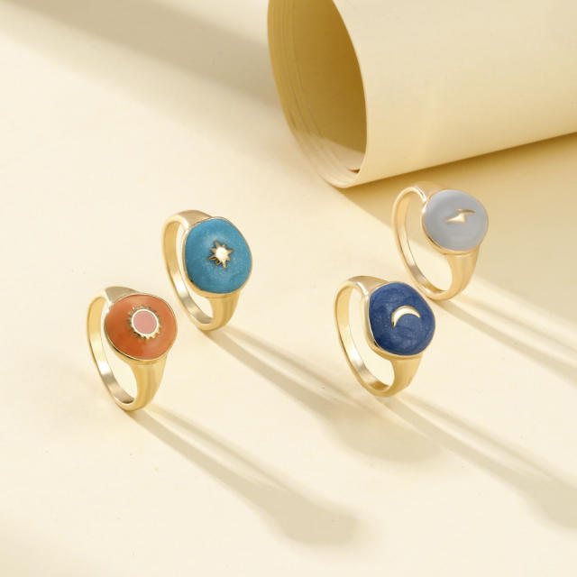 Flash moon star enamel finger ring