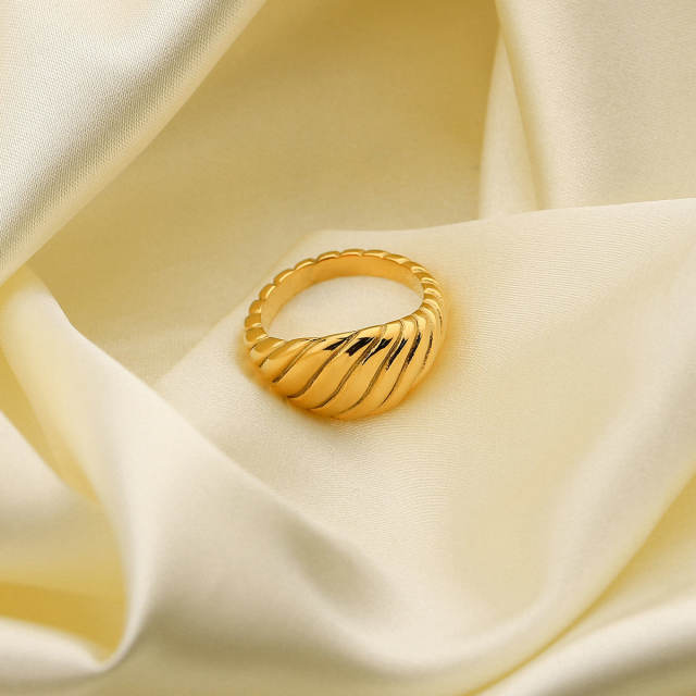 Fashion inlaid pearl stainless steel ring