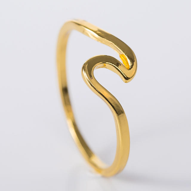 Simple wave finger ring