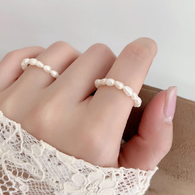 Baroque freshwater pearl finger ring