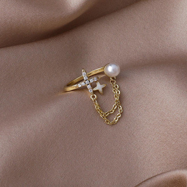 Cubic zirconia Pearl tassel cross diamond open finger ring