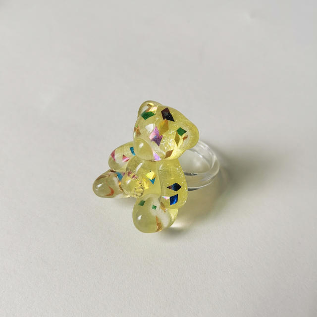 Cute bear color resin finger ring