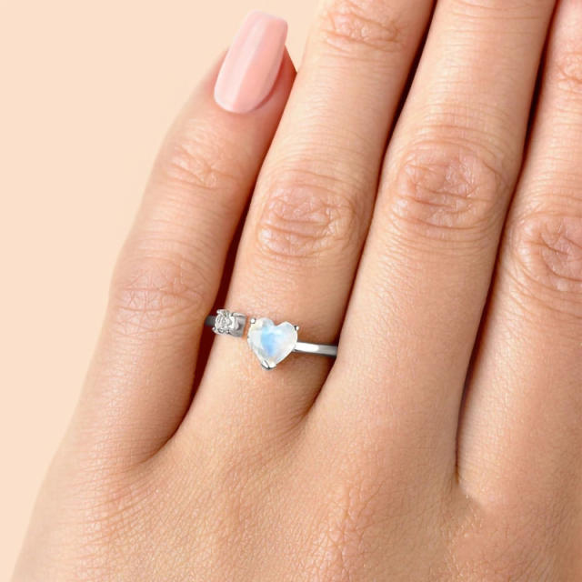 S925 sterling silver heart shaped moonstone rings