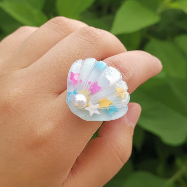 Color resin shell finger ring