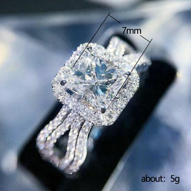 Princess cut diamond wedding rings