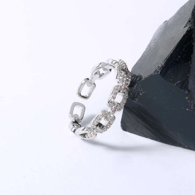 Cubic zirconia diamond open finger ring