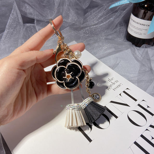 Camellia flower tassel pearl keychain