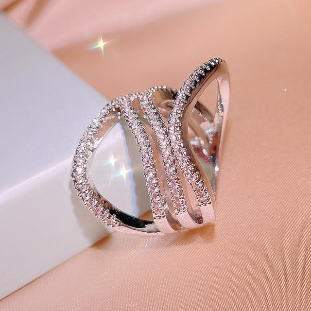 New Diamond-embedded multi-layer irregular shape ring
