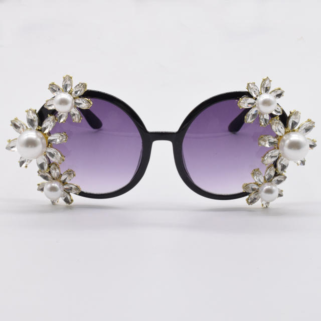 Fashion pearl flower sunglasses