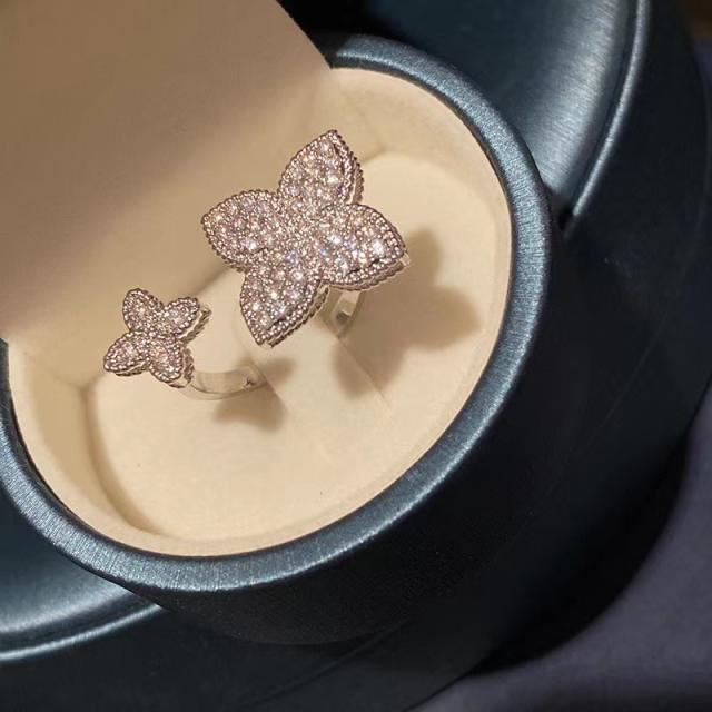 Pave setting rhinestone clover openning rings