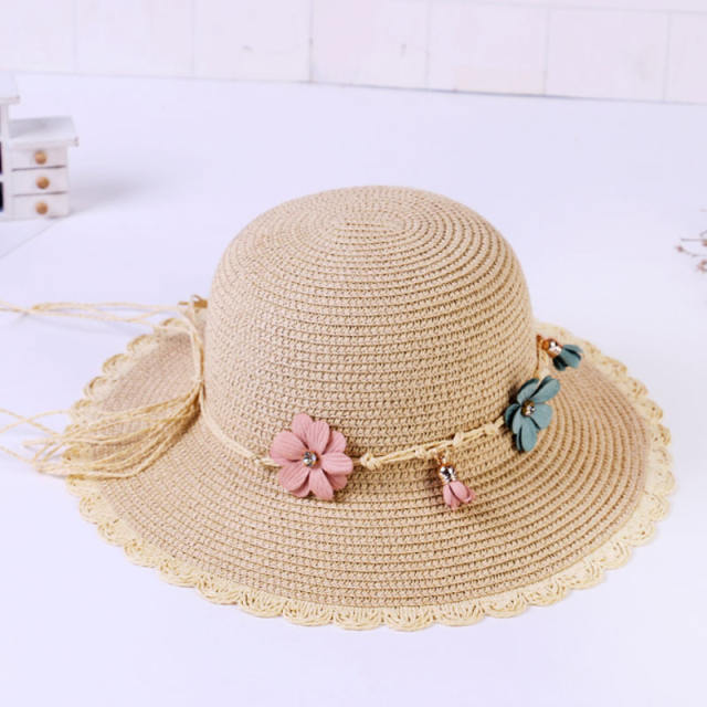 Cute flower straw beach hat