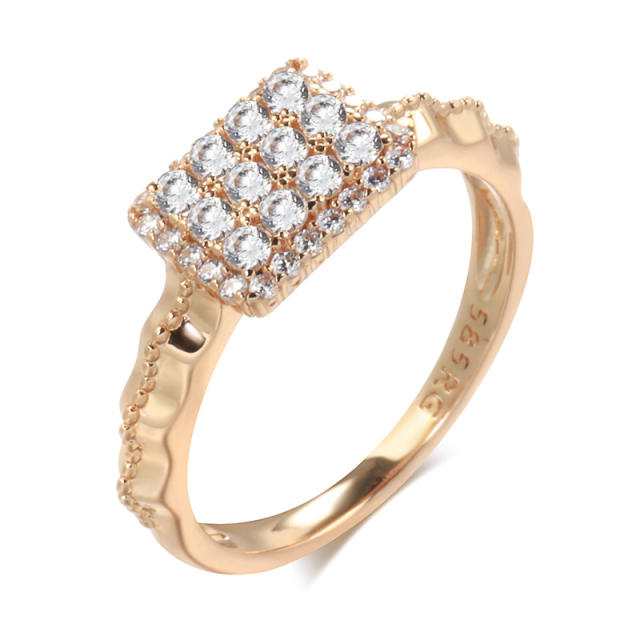 Fashion inlaid zircon rose gold ring