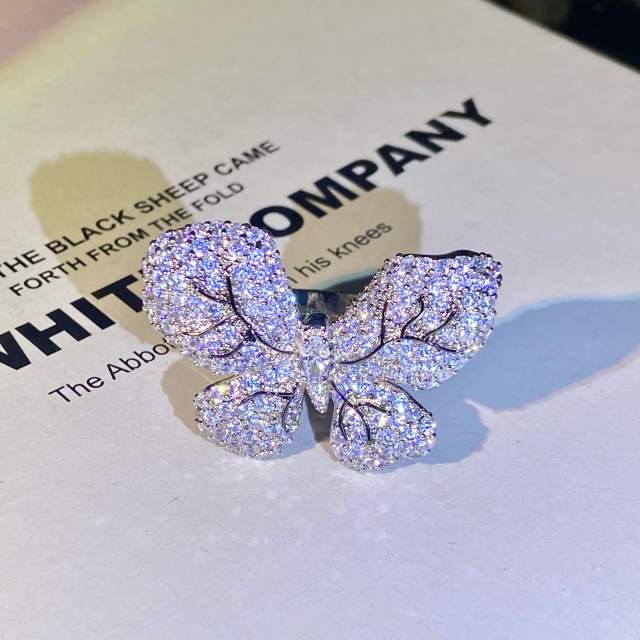 Exaggerated butterfly shape full diamond ring