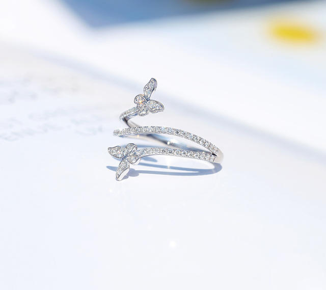 Fashion butterfly shape diamond ring
