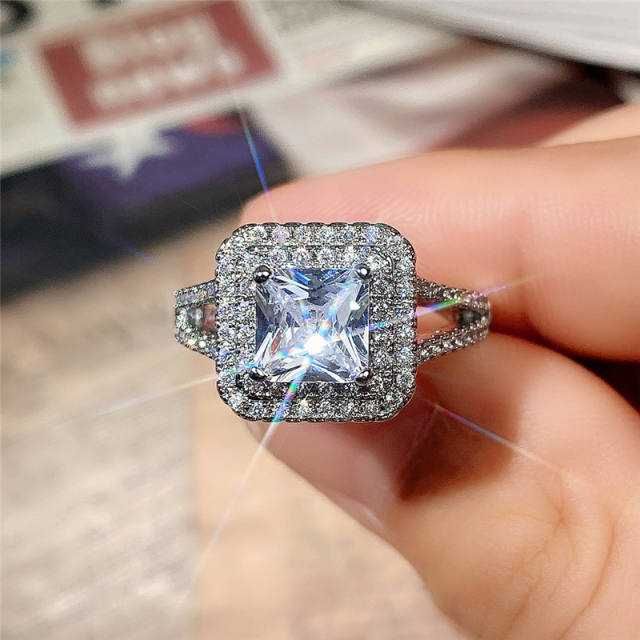 Concise princess cut 7mm diamond rings