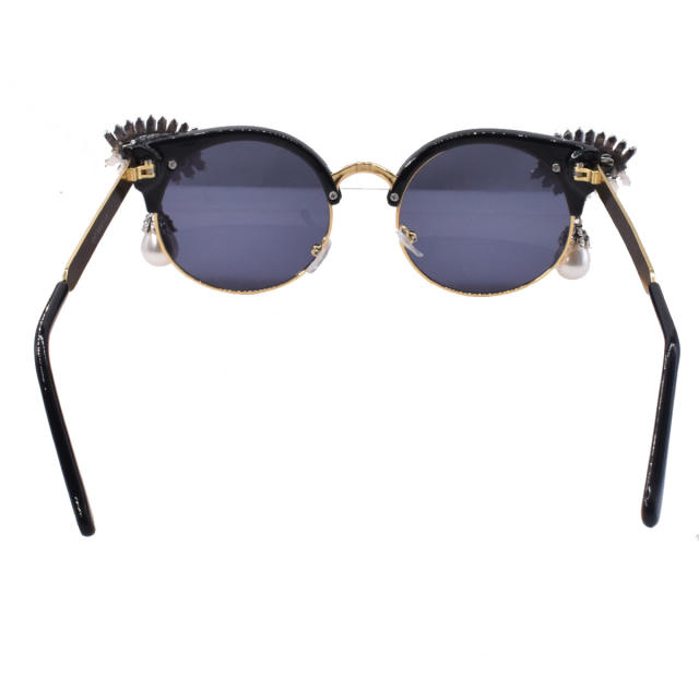 Fashion zircon pearl eye sunglasses