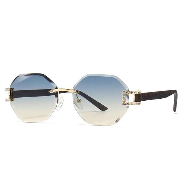 Irregular shaped rimless sunglasses