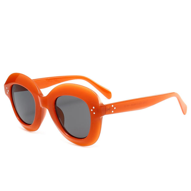 Classic popular sun glasses