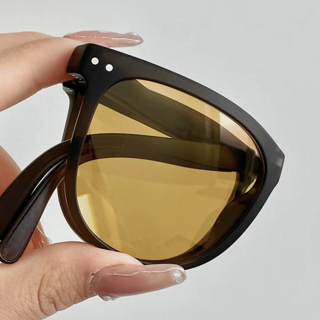Folding sunglasses