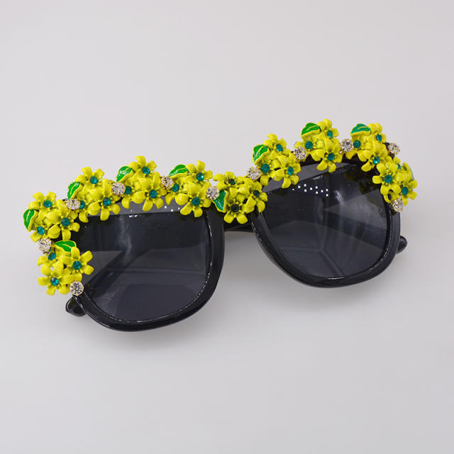 Fashion flower sunglasses