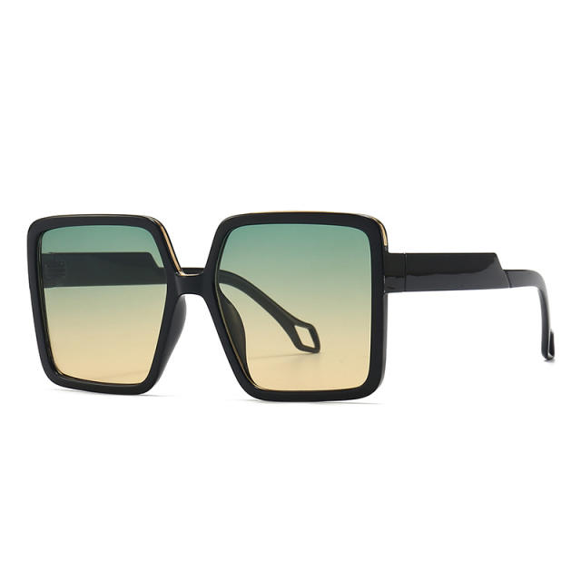 Large square frame sun glasses