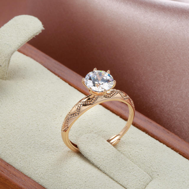 Luxury inlaid single large zircon ring